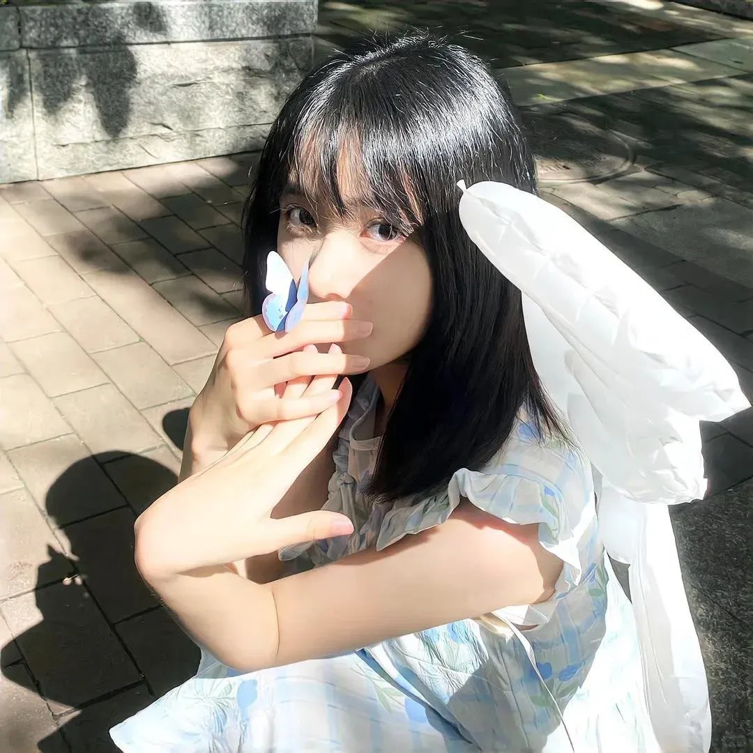 她的微笑和圈套